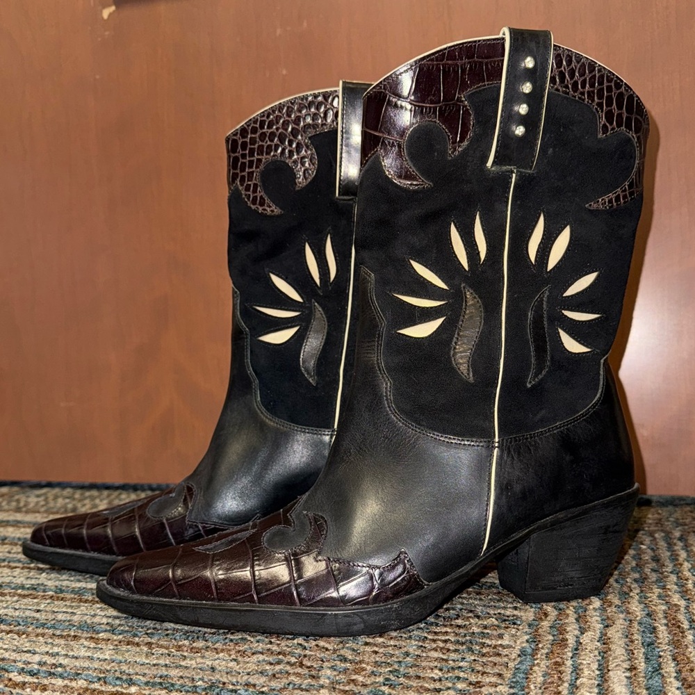 Vaneli Black and Brown Heeled Boots